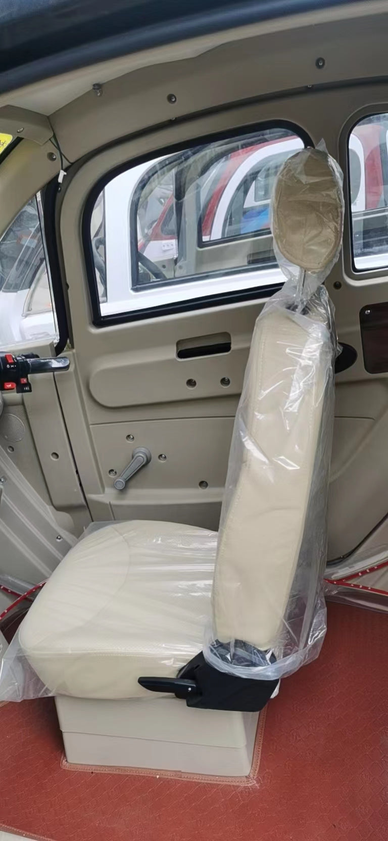 GIO Golf Enclosed Mobility Scooter 1200W Heated Cabin Bluetooth