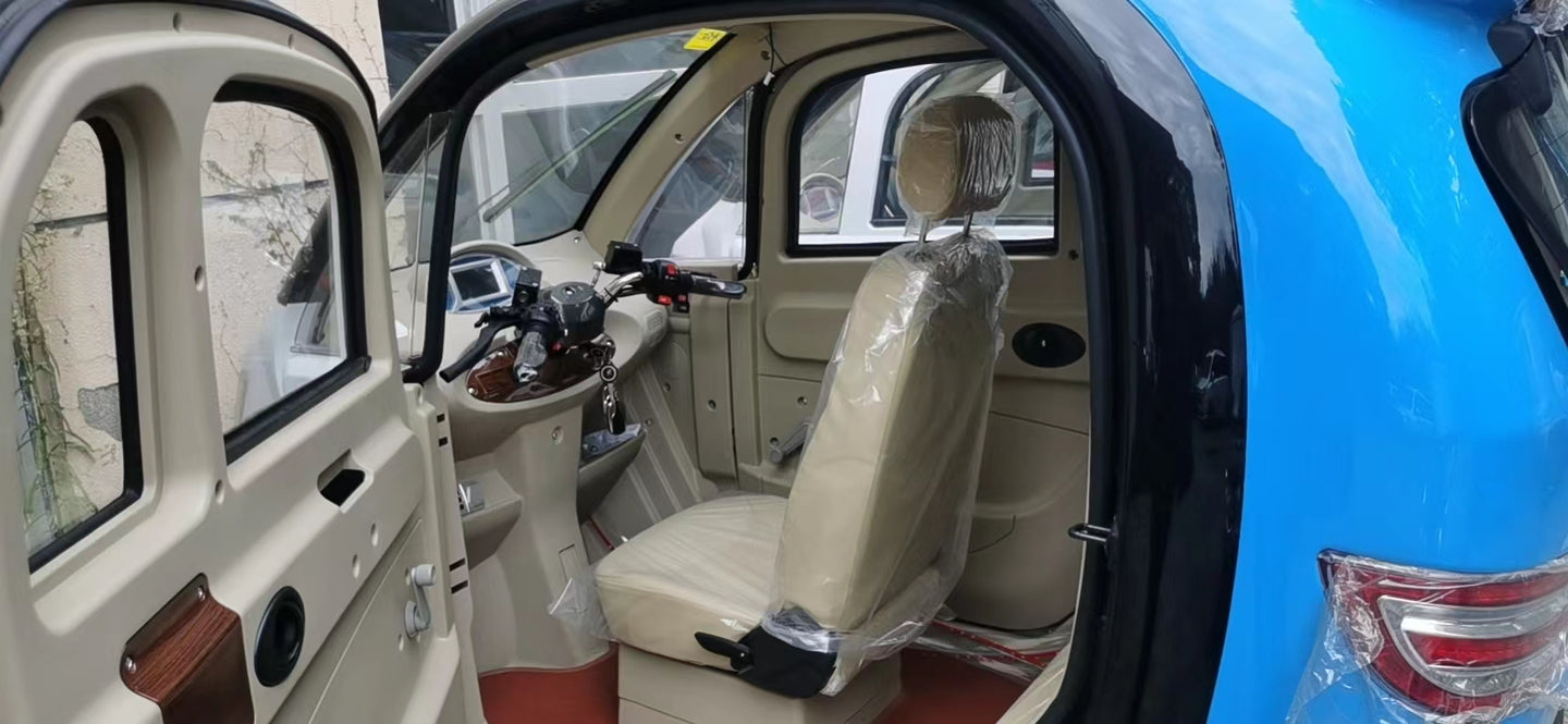 GIO Golf Enclosed Mobility Scooter 1200W Heated Cabin Bluetooth