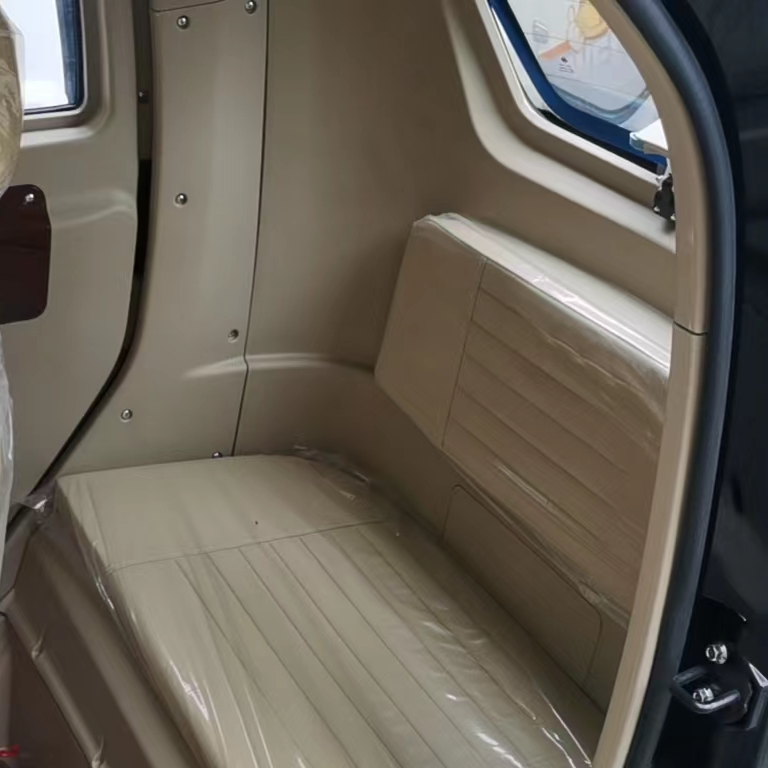 GIO Golf Enclosed Mobility Scooter 1200W Heated Cabin Bluetooth