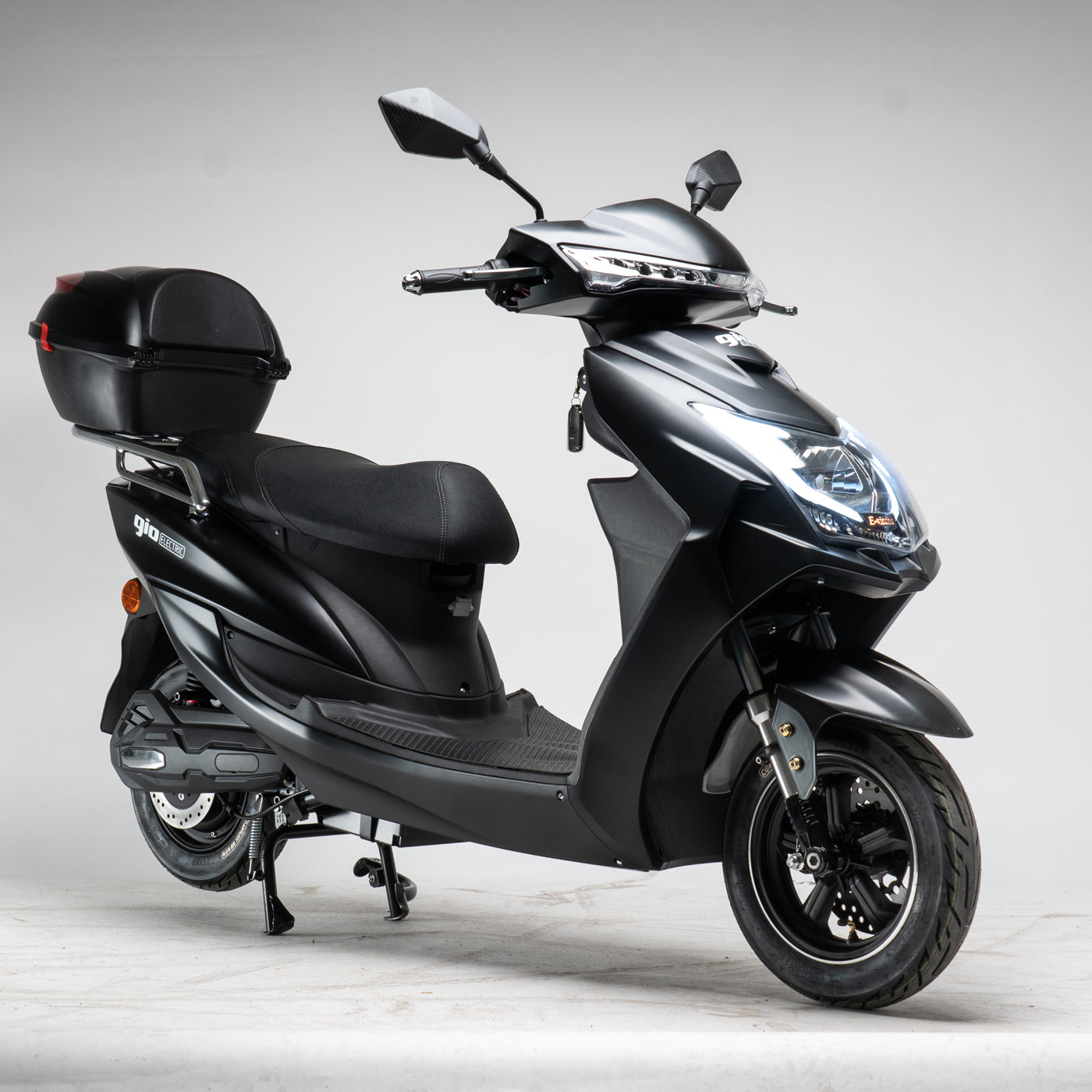 GIO Phoenix PR Electric Scooter 72V 500W 32km/h NFC Access
