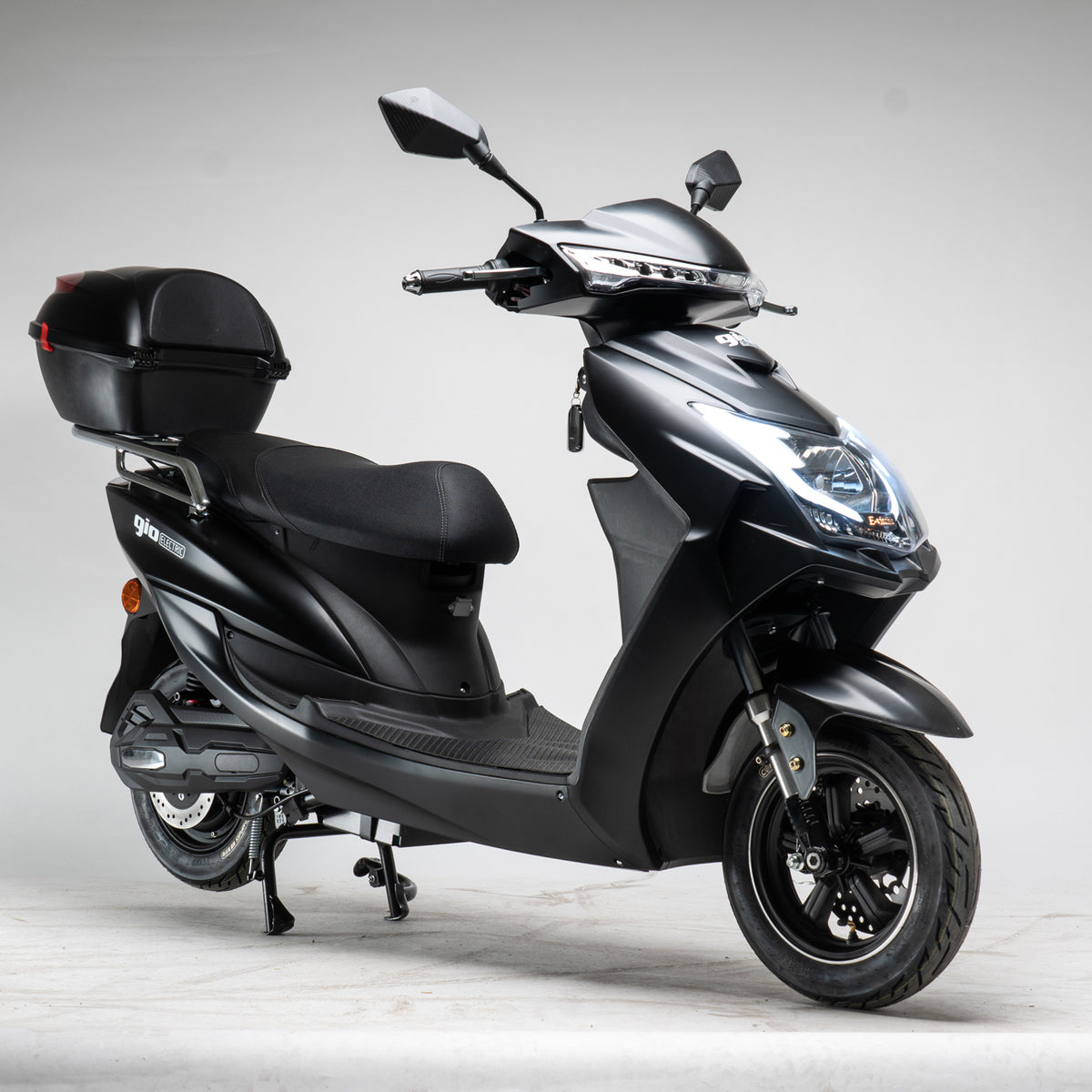 GIO Phoenix PR Electric Scooter 72V 500W 32km/h NFC Access