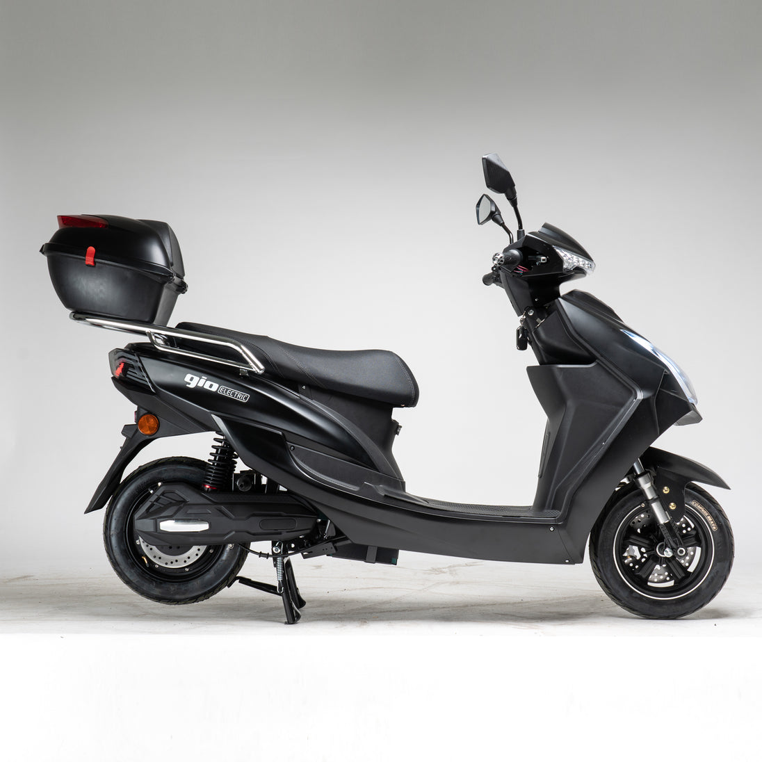 GIO Phoenix PR Electric Scooter 72V 500W 32km/h NFC Access